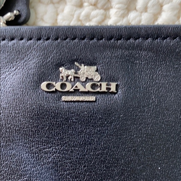 Mini Coach Wallet - Picture 2 of 3